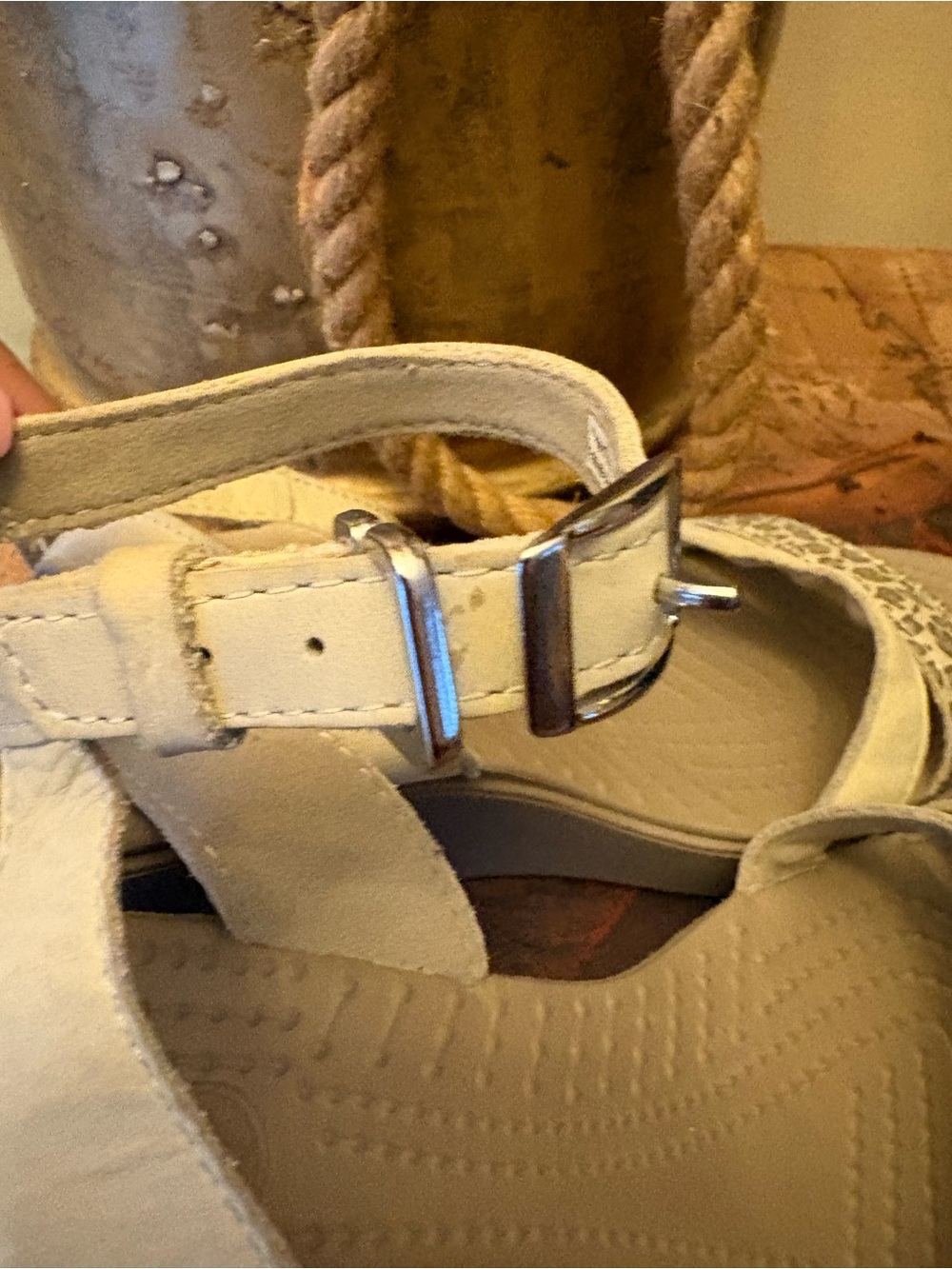 Crocs Leigh II Ankle Strap Wedge Platform Sandals Women Size 8 - Picture 7 of 7